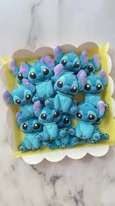 Marshmallows azuis personagem fofo